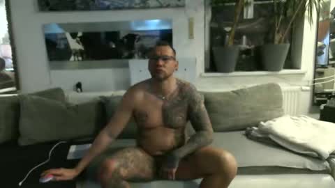 .....mICha..... online show from March 15, 5:26 am