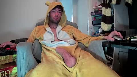 onesieboyx online show from March 31, 1:13 pm
