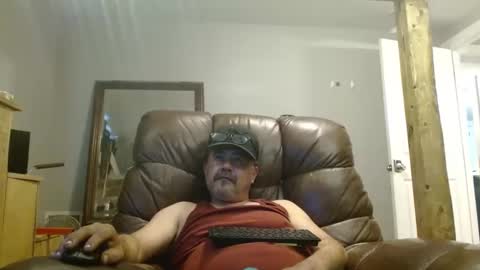 Snapshot of onewayallday chatting on March 4, 6:18 pm onewaykenny online show from March 4, 6:18 pm