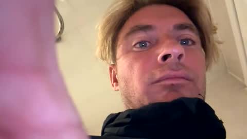 onlyloveyoutwice2016 online show from September 23, 7:02 pm