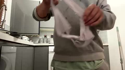 onlyloveyoutwice2016 online show from October 7, 5:06 pm