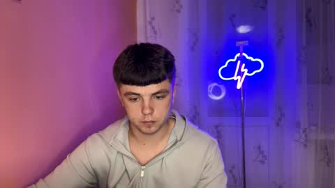 Mike online show from November 28, 6:32 pm