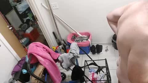 Snapshot of opalockajoe chatting on December 10, 6:44 am TsJojo online show from December 10, 6:44 am