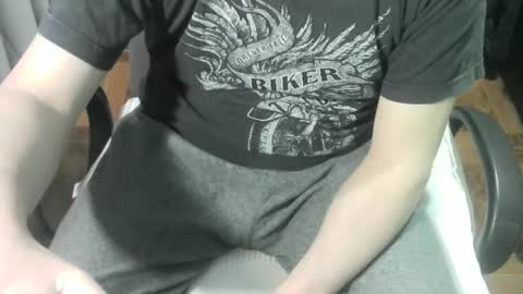 Snapshot of ore_cam chatting on October 4, 12:59 am Ore online show from October 4, 12:59 am