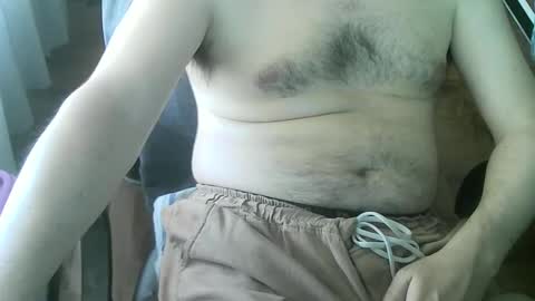 Snapshot of ore_cam chatting on December 12, 4:43 pm Ore online show from December 12, 4:43 pm