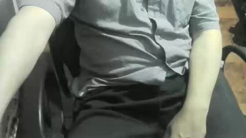 Snapshot of ore_cam chatting on March 4, 8:35 am Ore online show from March 4, 8:35 am