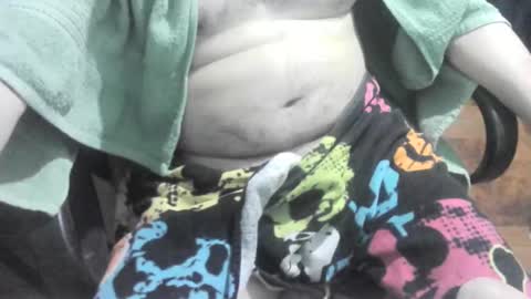 Snapshot of ore_cam chatting on October 11, 12:58 am Ore online show from October 11, 12:58 am