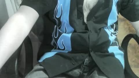 Snapshot of ore_cam chatting on December 27, 3:53 am Ore online show from December 27, 3:53 am