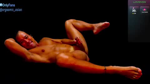 Snapshot of orgasmic_asian chatting on March 2, 4:25 pm Orgasmic Asian online show from March 2, 4:25 pm