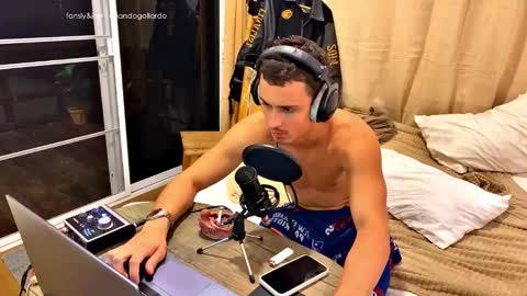 Fansly and Instagram -  online show from December 13, 7:53 pm