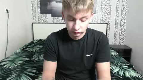 Oscar online show from October 19, 9:07 pm