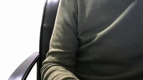 Ossi online show from February 25, 3:40 am