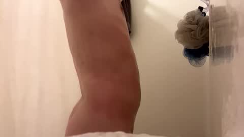 otterinshower online show from December 5, 2:51 am