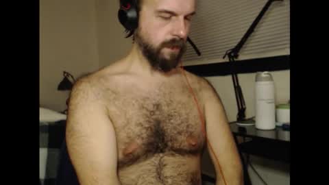 Snapshot of otterpussy chatting on October 18, 3:11 am OtterPussy online show from October 18, 3:11 am