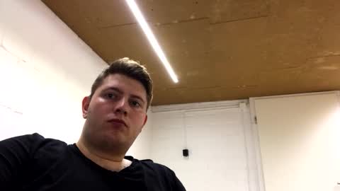 outflayd online show from February 3, 12:08 am