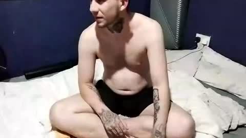 Owen kayz online show from July 7, 9:40 pm