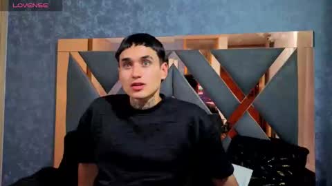 Snapshot of owen_desmond chatting on September 26, 2:31 am owen desmond online show from September 26, 2:31 am