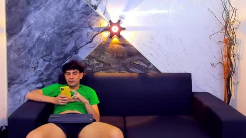 owen_mccarthy online show from January 25, 3:51 am