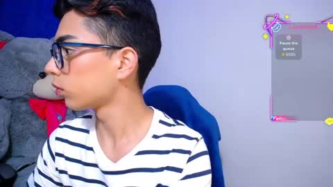 Owen  Independent model  online show from April 23, 9:47 am