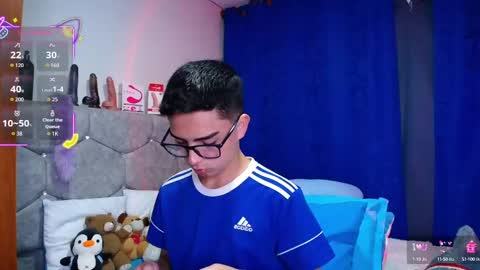 Snapshot of owenblue__ chatting on September 10, 6:12 am Owen Independent model online show from September 10, 6:12 am