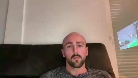 oxlade59 online show from November 9, 7:40 pm