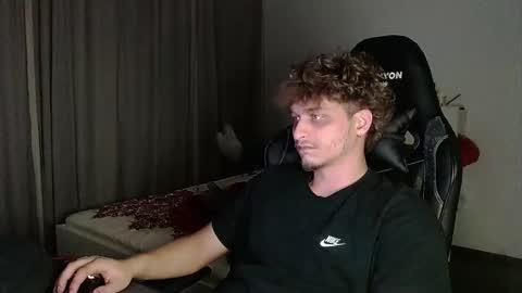 ozilla0699 online show from January 31, 1:43 am