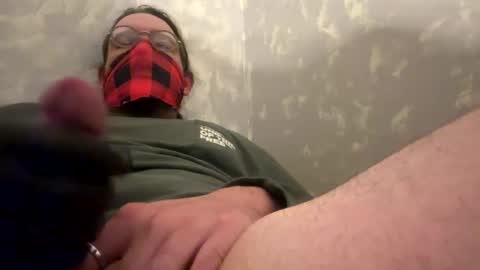 Snapshot of painter1142 chatting on October 18, 6:51 am Rothkohammer online show from October 18, 6:51 am