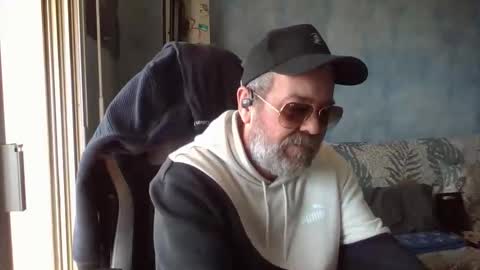 fla online show from May 8, 1:33 pm