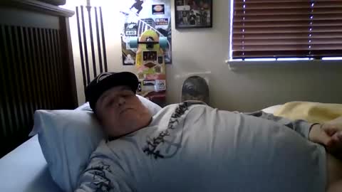 Snapshot of panos678442 chatting on February 19, 6:54 pm panos online show from February 19, 6:54 pm
