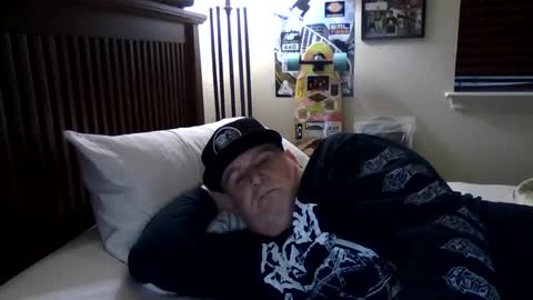 Snapshot of panos678442 chatting on March 10, 12:38 pm panos online show from March 10, 12:38 pm