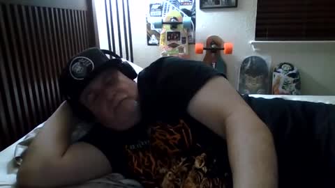Snapshot of panos678442 chatting on February 6, 11:32 am panos online show from February 6, 11:32 am