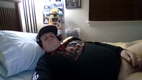 Snapshot of panos678442 chatting on February 28, 7:37 am panos online show from February 28, 7:37 am