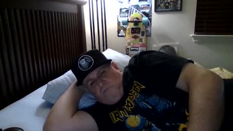Snapshot of panos678442 chatting on February 26, 9:42 am panos online show from February 26, 9:42 am