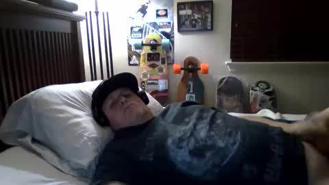 Snapshot of panos678442 chatting on December 5, 12:33 pm panos online show from December 5, 12:33 pm