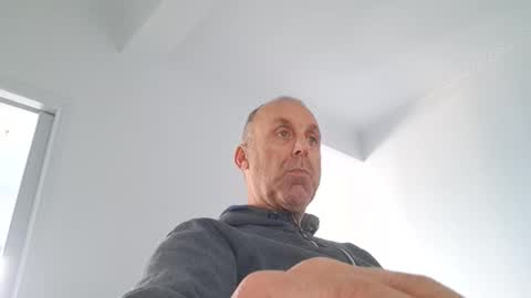 pansak1973 online show from January 17, 12:52 pm