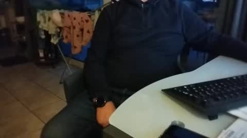 Snapshot of pantyrafke chatting on October 21, 5:54 am pantyrafke online show from October 21, 5:54 am