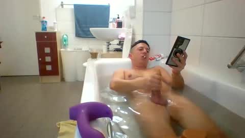 paolo006 online show from October 4, 7:02 am