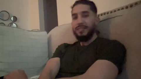 papicubano_guapo23cm online show from February 20, 6:19 am