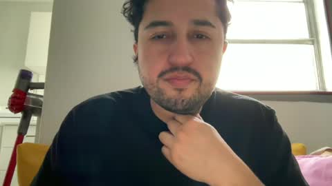 paprika_555 online show from June 15, 4:37 am