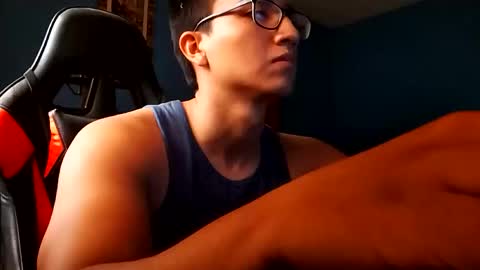 papuh2007 online show from February 2, 1:08 pm