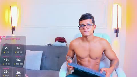 Ryan And Casper online show from June 6, 2:45 pm