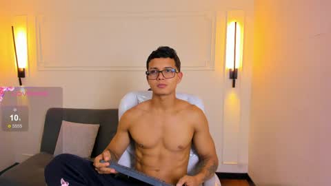 Ryan And Casper online show from April 23, 7:38 pm