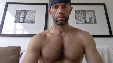 Porn Actor 21cm Hetero online show from October 26, 9:22 am