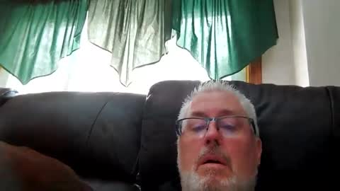 Snapshot of part86 chatting on February 2, 4:00 pm part86 online show from February 2, 4:00 pm