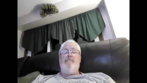 Snapshot of part86 chatting on December 14, 2:34 am part86 online show from December 14, 2:34 am