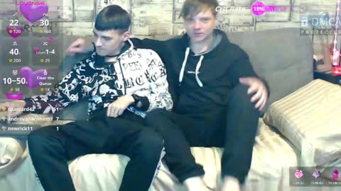 Max tall dark-haired guy with tattoos and Phil blond-haired online show from April 25, 3:31 am