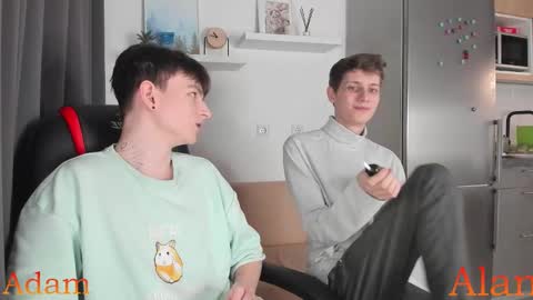 Alan online show from December 2, 2:42 pm