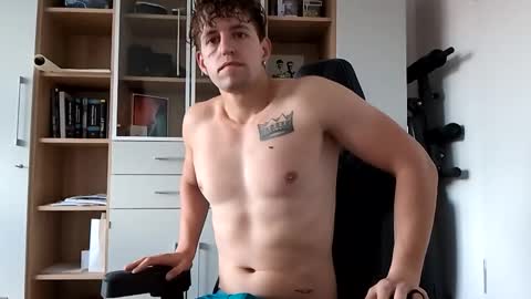 patii132 online show from June 11, 3:43 pm