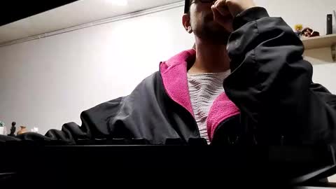 pato_lavida_ online show from April 21, 4:40 am