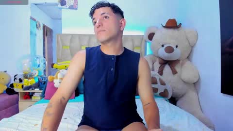 Patrick online show from April 23, 2:49 am